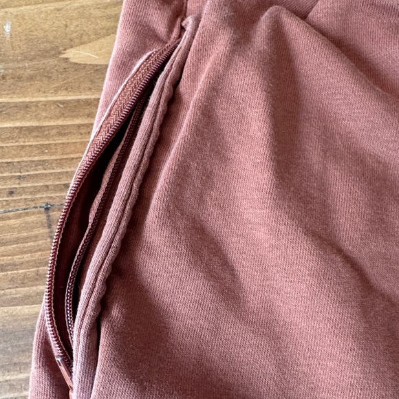 Men's Athletic Shorts in Rust with White Drawstring - Picture 5 of 11